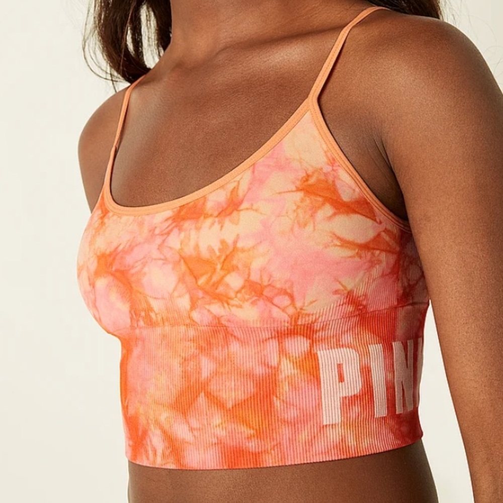 PINK Seamless Lightly Lined Sports Crop